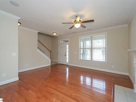 3rd image of 1 Summerdale Dr