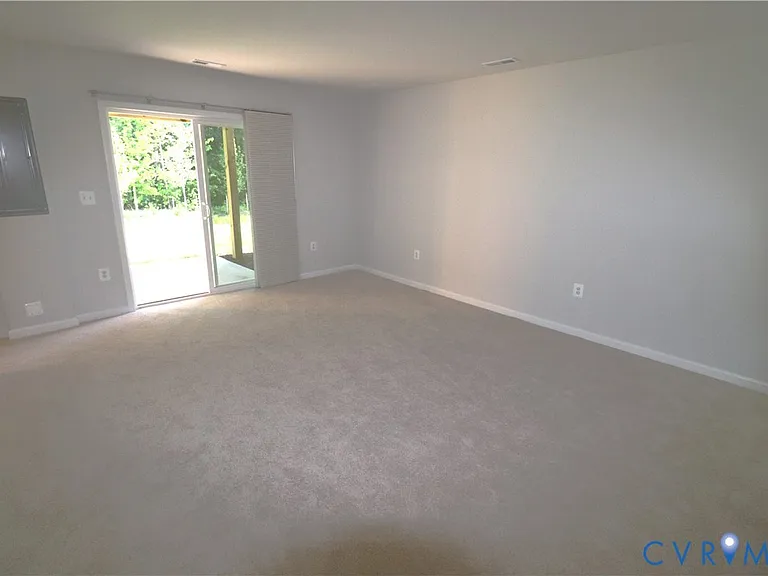 419 Burden Dr — Photo 7