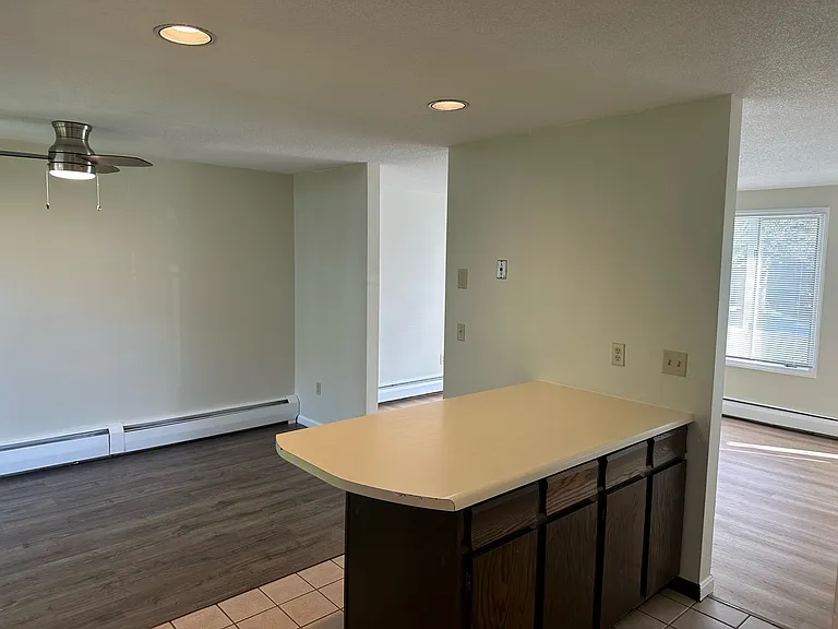 65 Lambert St #12 — Photo 12