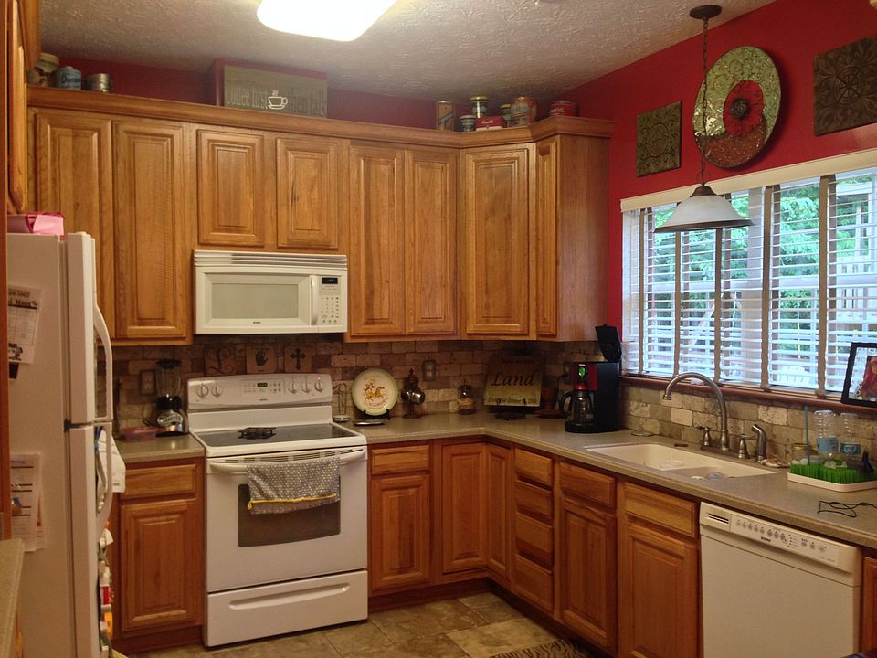 2nd image of 240 Shady Nook Rd