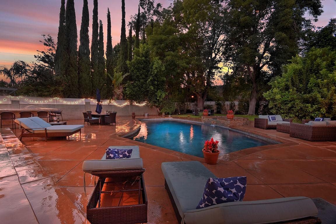 12741 Kling St, Studio City, CA 91604 | Zillow