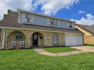 516 Lynnmeade Rd, Gretna, LA 70056