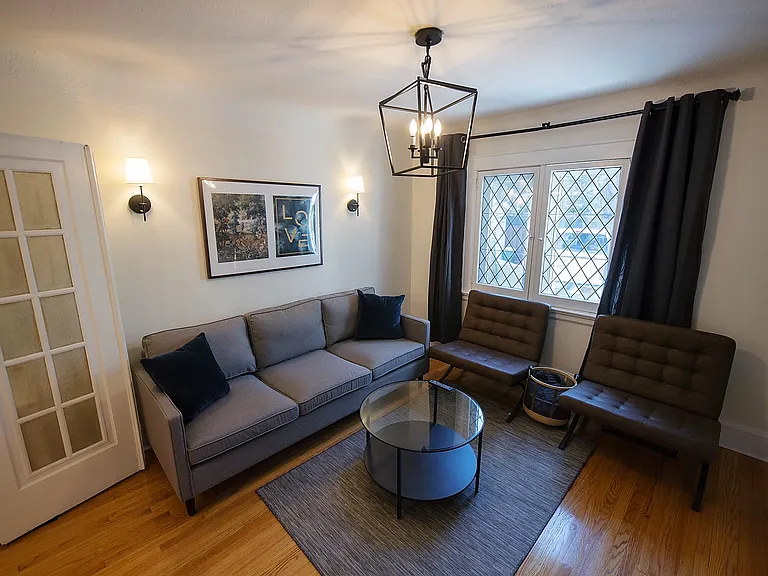 858 Bronson Ave #A — Photo 12