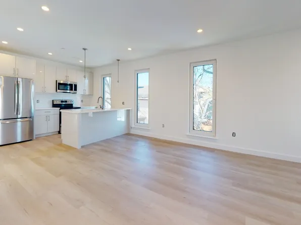 2837 Washington St, Roxbury, MA 02119