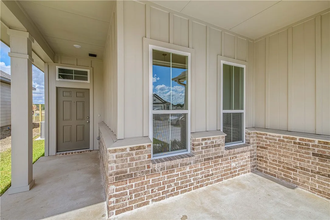 3 bed, 1509 sqft, $2,200 — Photo 3