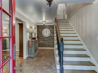 7070 Riverside Dr NW, Sandy Springs, GA 30328