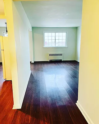 Rented by RealTegrity NY LLC | media 2