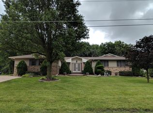 2806 18th St #C, Moline, IL 61265