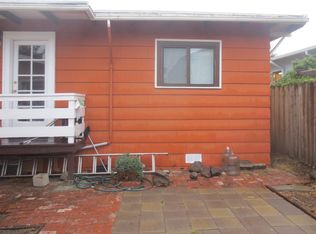 1352 Hearst Ave #1, Berkeley, CA 94702