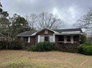 212 Donna Dr, Dothan, AL 36301