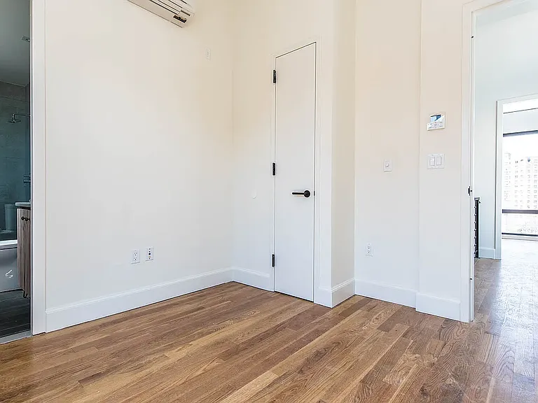 1 Duffield St #418 — Photo 6
