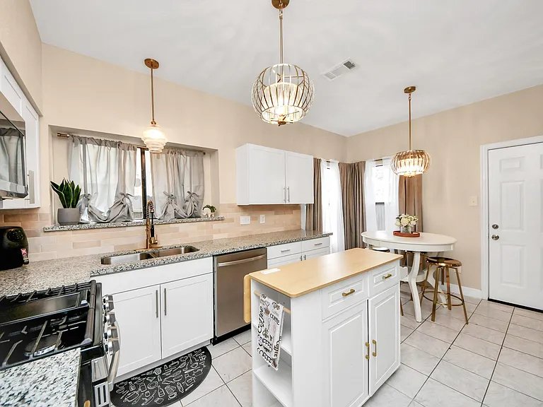 12334 Misty Laurel Dr — Photo 10
