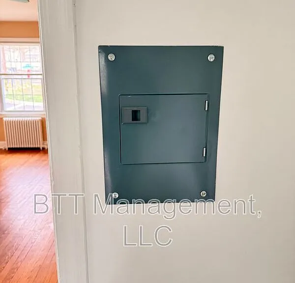 8401 Greenwood Ave #3 — Photo 59