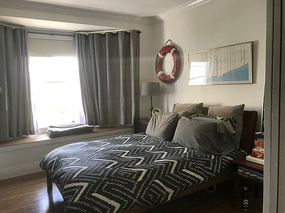 4th image of 60 Dearborn St #2