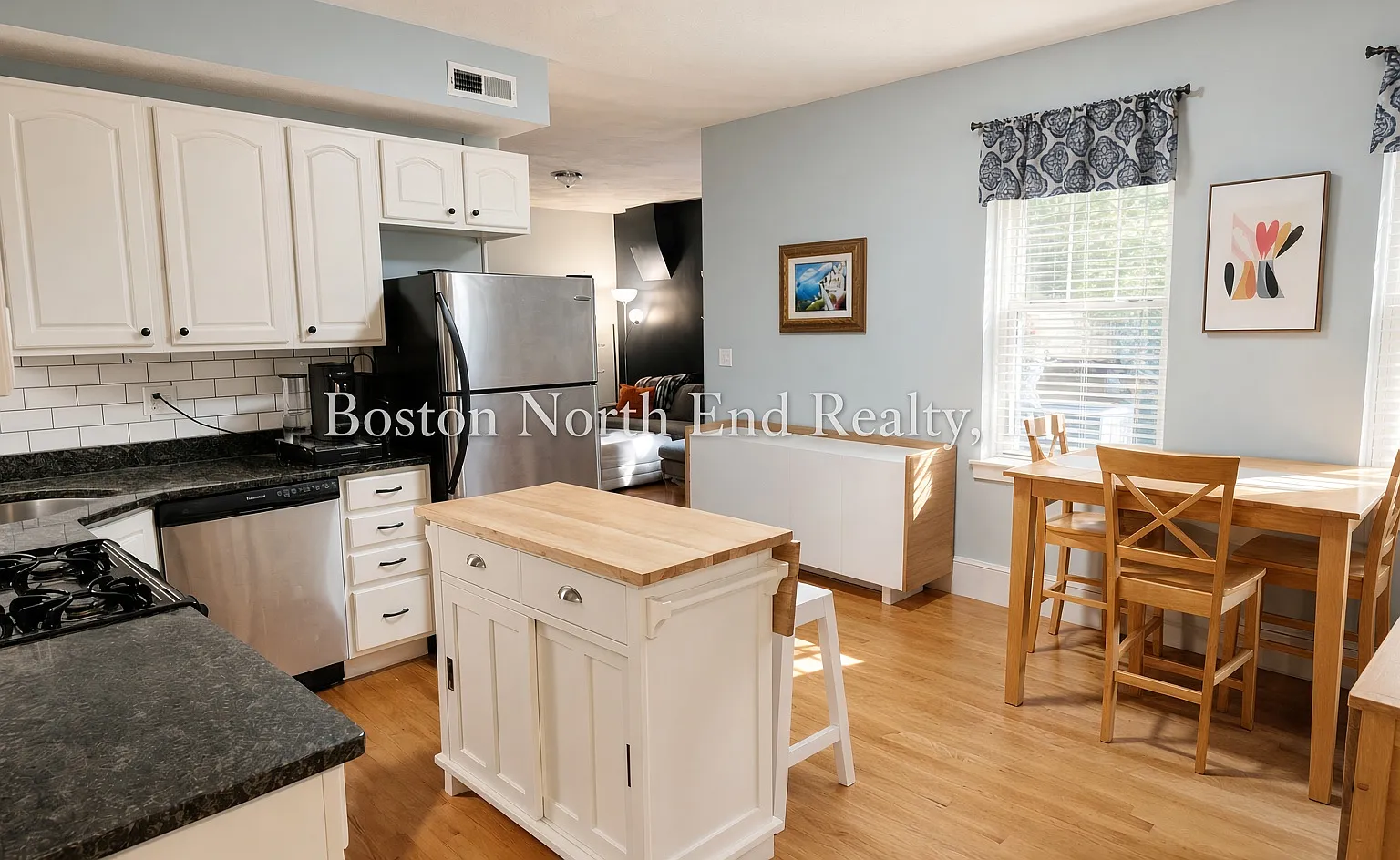 2 bed, 1.5 bath, 900 sqft, $3,800 — Photo 1