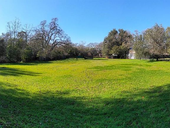 3rd image of 6765 Mariposa Ave