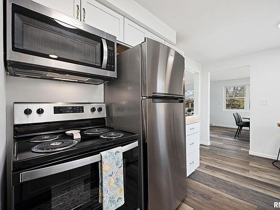 5th image of 6925 N Patricia Ln