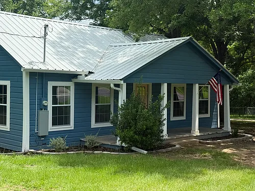 607 E Duval St Photo 1