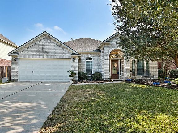 2nd image of 18906 Canyon Royal Dr