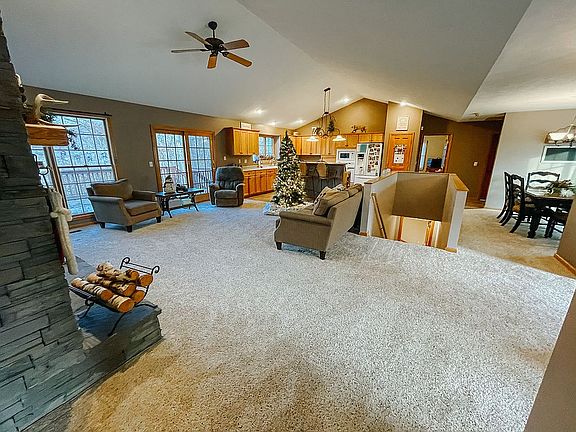 5th image of 500 Hickory Ct