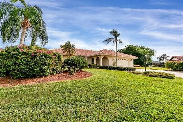 1st image of 223 Rockwood Way