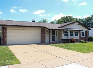 4729 Towne Centre Dr, Saint Louis, MO 63128
