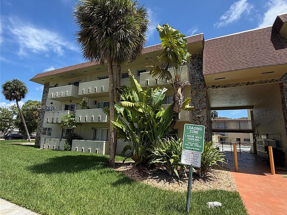 1st image of 7505 SW 82nd St APT 206