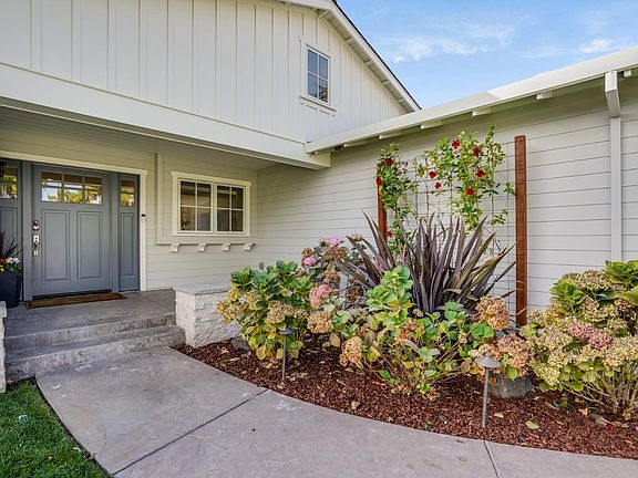 4th image of 1714 Montemar Way
