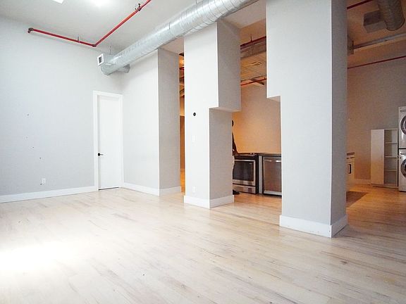 4th image of 131 Boerum St #1BB