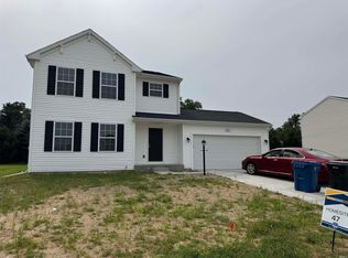 807 Red Robin Dr, North Liberty, IN 46554