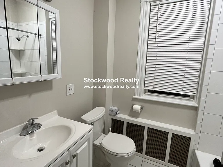 274 E Cottage St #1 — Photo 42