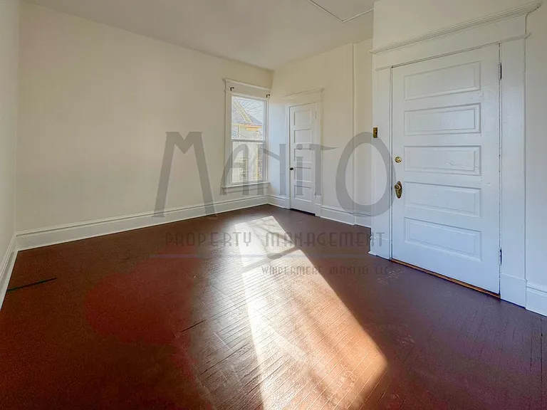 1721 W Riverside Ave — Photo 7