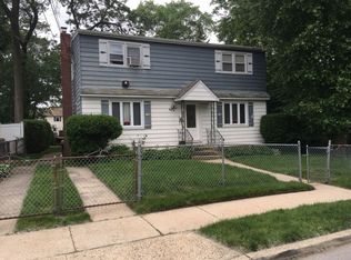 635 Chautauqua Ave, West Hempstead, NY 11552