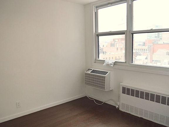 5th image of 631 Hudson St #8A