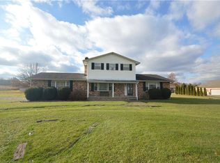 10310 Rapp Rd, New Middletown, OH 44442