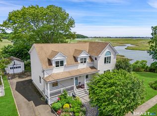 18 Sailors Lane, Milford, CT 06460