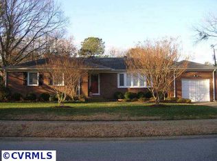 1404 Dunstan Ln, Virginia Beach, VA 23455