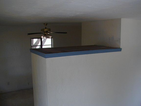 4th image of 2524 49th Ave N #1