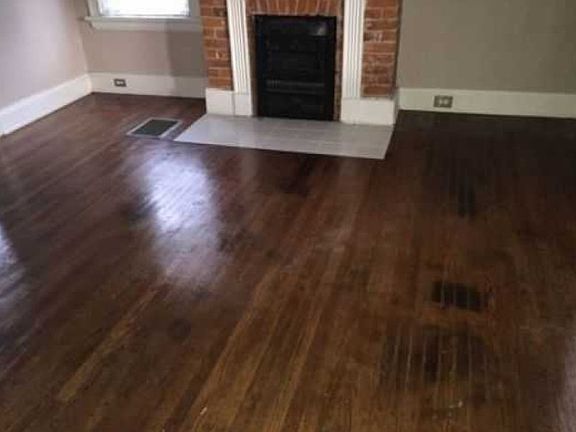 4th image of 2806 Hyde Park Ave