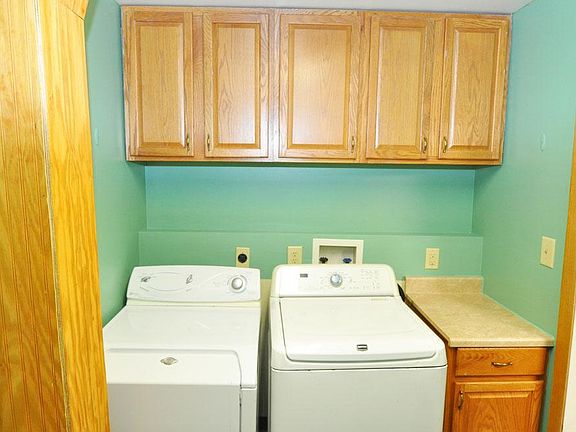 4th image of 1117 Trenton Ave Floor 1