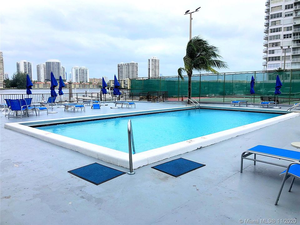 1st image of 2780 NE 183rd St APT 1504