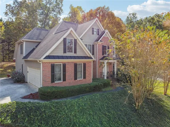 300 N Brooke Dr, Canton, GA 30115