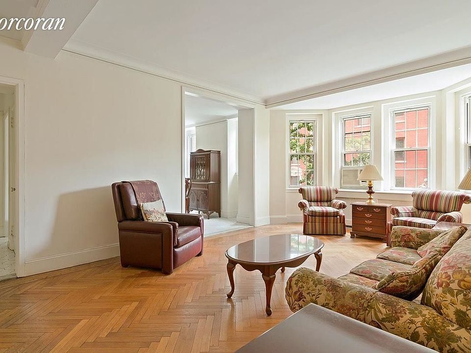 1st image of 160 Henry St #4D