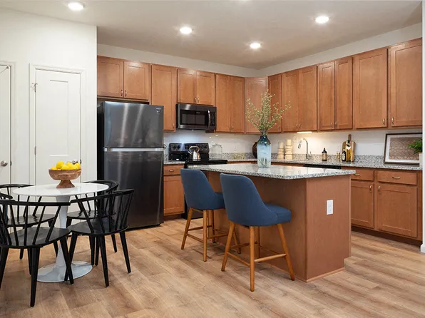 Meadowridge Apartments