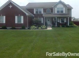 6946 Breckenwood Dr, Huber Heights, OH 45424