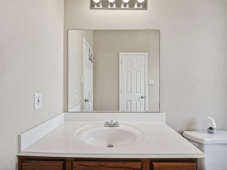 2346 Bermuda Shores Dr — Photo 23