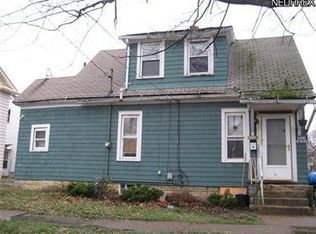 2238 Reid Ave, Lorain, OH 44052