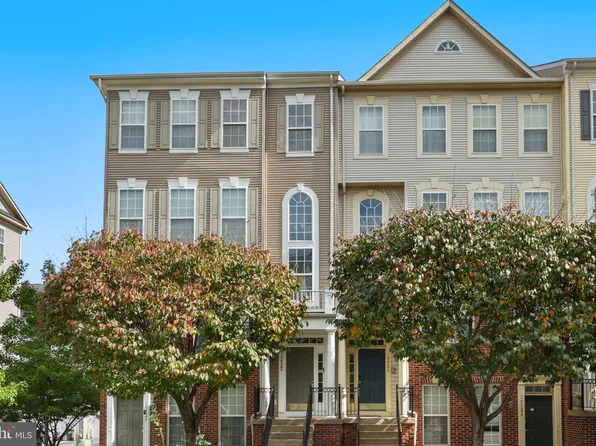 15522 John Diskin Cir, Woodbridge, VA 22191