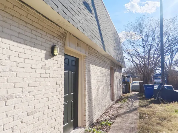 1900 Hearthside Dr #102, Austin, TX 78757