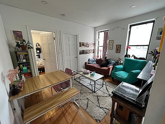 1st image of 243 E 18th St APT 11